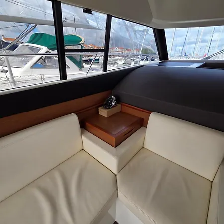 Vedette Kefi Prestige 350 Fly