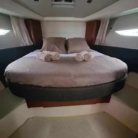 Bateau-hôtel Vedette Kefi Prestige 350 Fly *